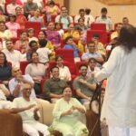 shambhu shikhar kavi hasya